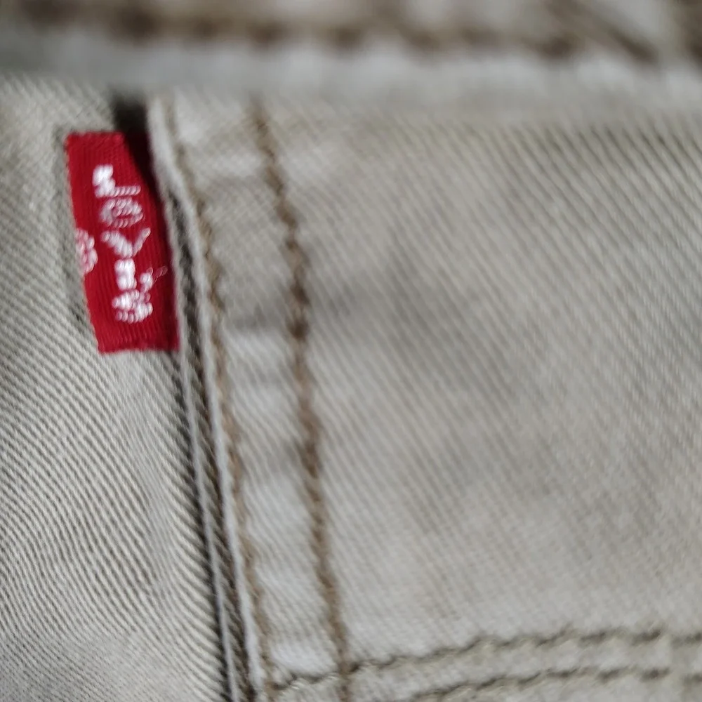 Levi's Mens Cargo‎ Shorts Size 38 Khaki Casual 100% Cotton 9.5